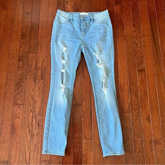❌DONATED 1/3/25 Pacsun Distressed Lightwash Skinny Jegging - Picture 2 of 11